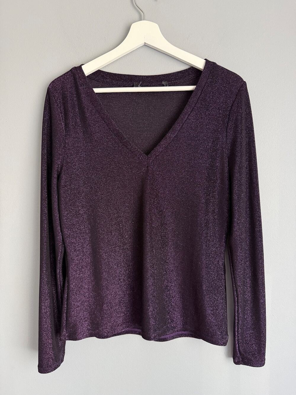WHBM XS/S Purple Metallic Shimmer V-Neck Top Long Sleeve Glam Quiete Luxury Edge